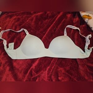 Victoria secret tshirt bra